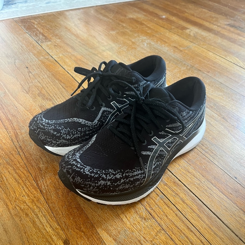 ASICS Sneakers